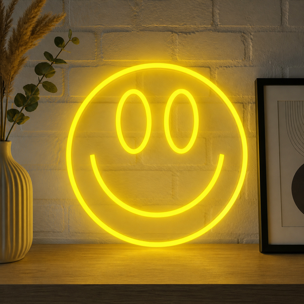 Enseigne néon LED smiley jaune allumée