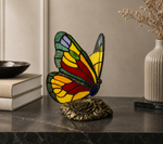 Lampe Tiffany Papillon allumée, lumière colorée